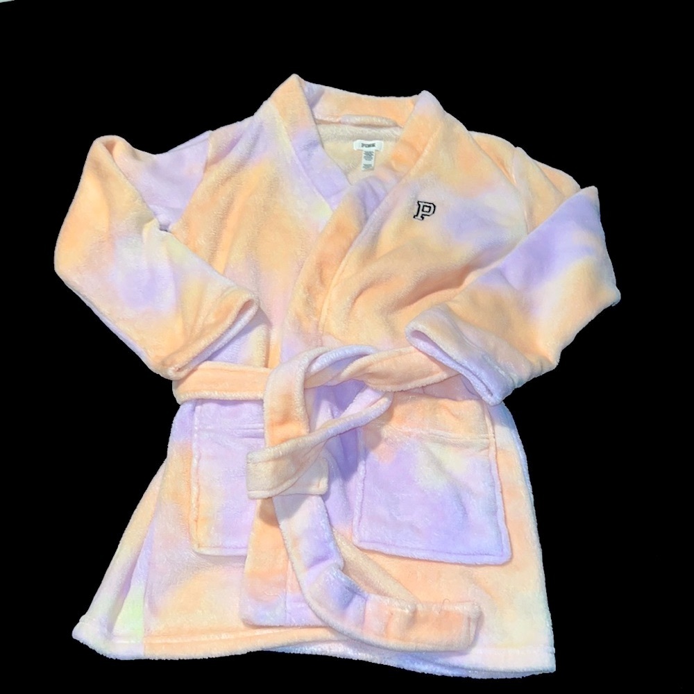 Soft Victoria’s Secret robe in XS/S